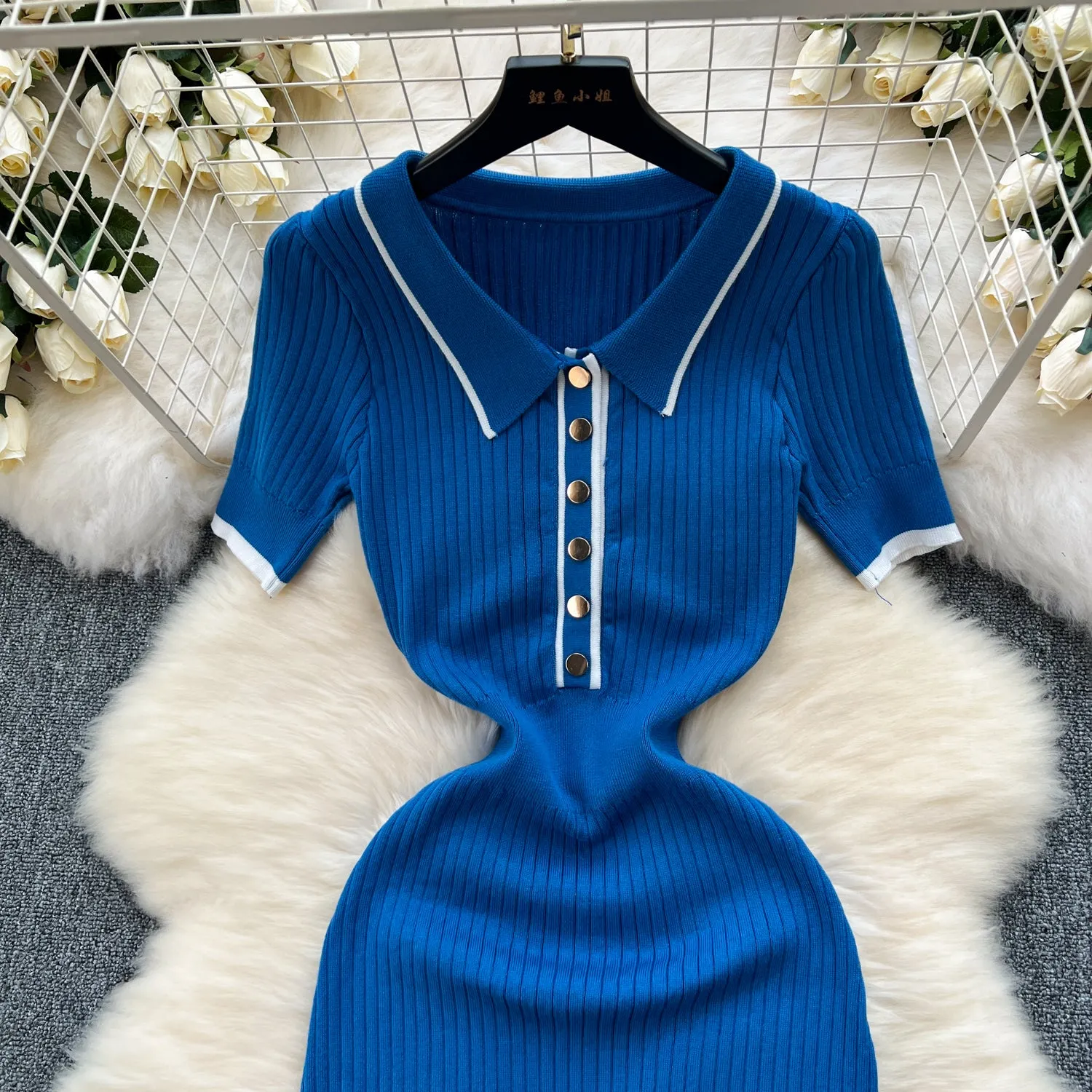 Delicate Color Blocking Knitted Dress