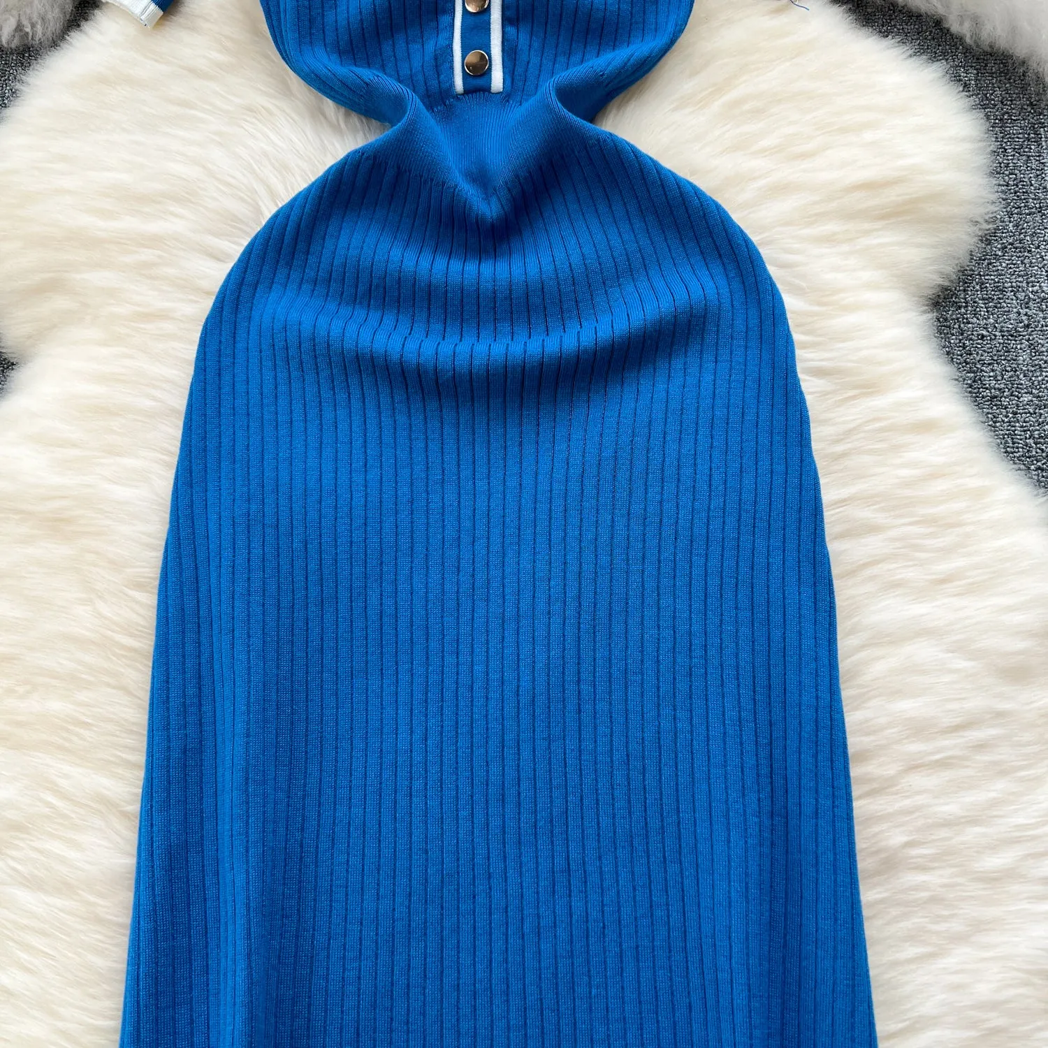 Delicate Color Blocking Knitted Dress