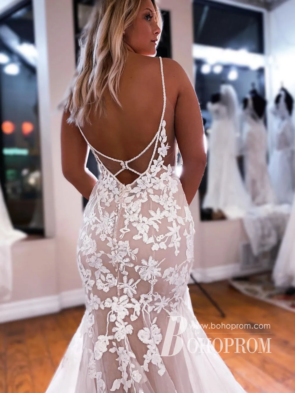 Delicate Tulle Appliques Spaghetti Straps Mermaid Chapel Train Wedding Dresses WD669