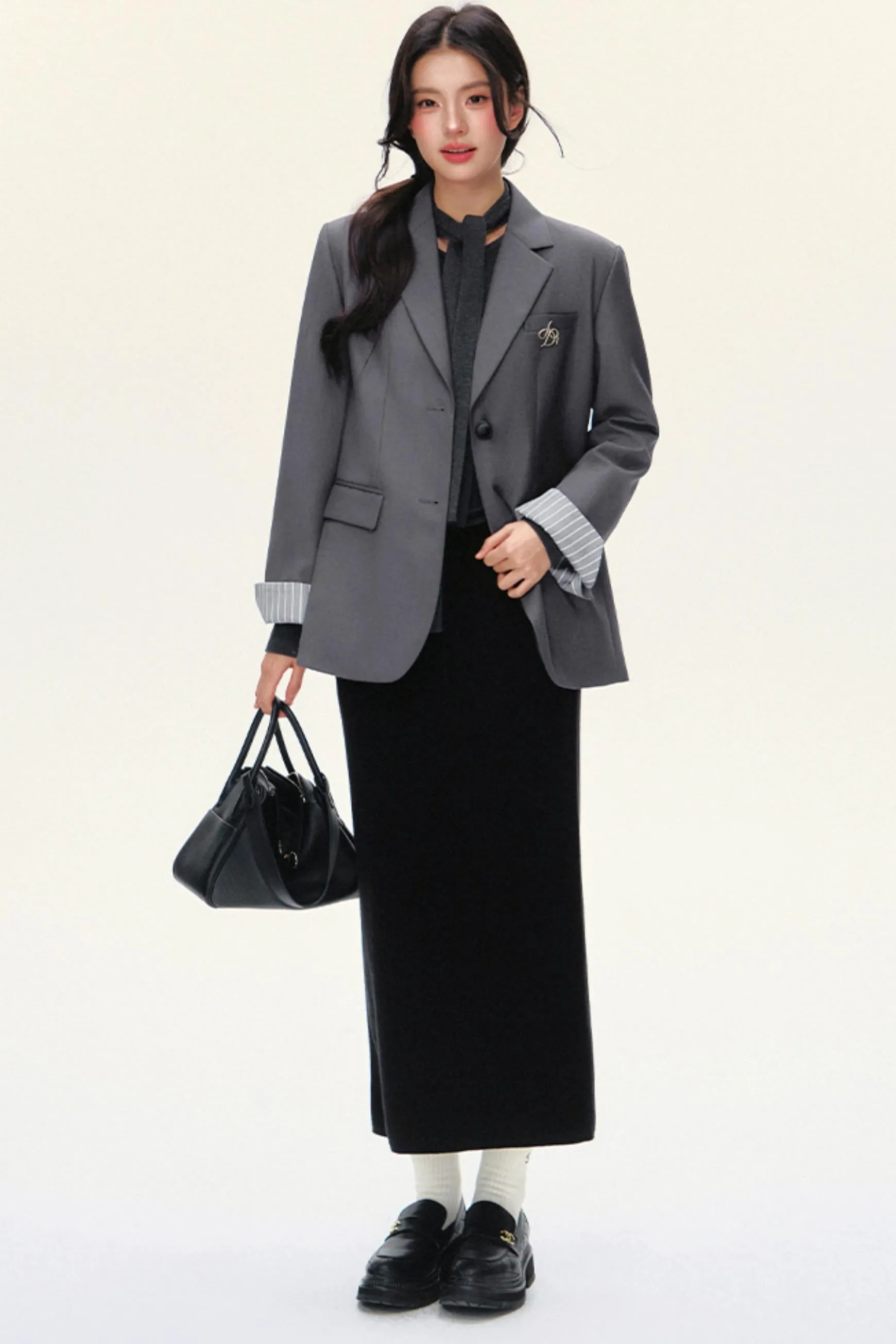 Elegant Bow-Tie Fitted Cardigan