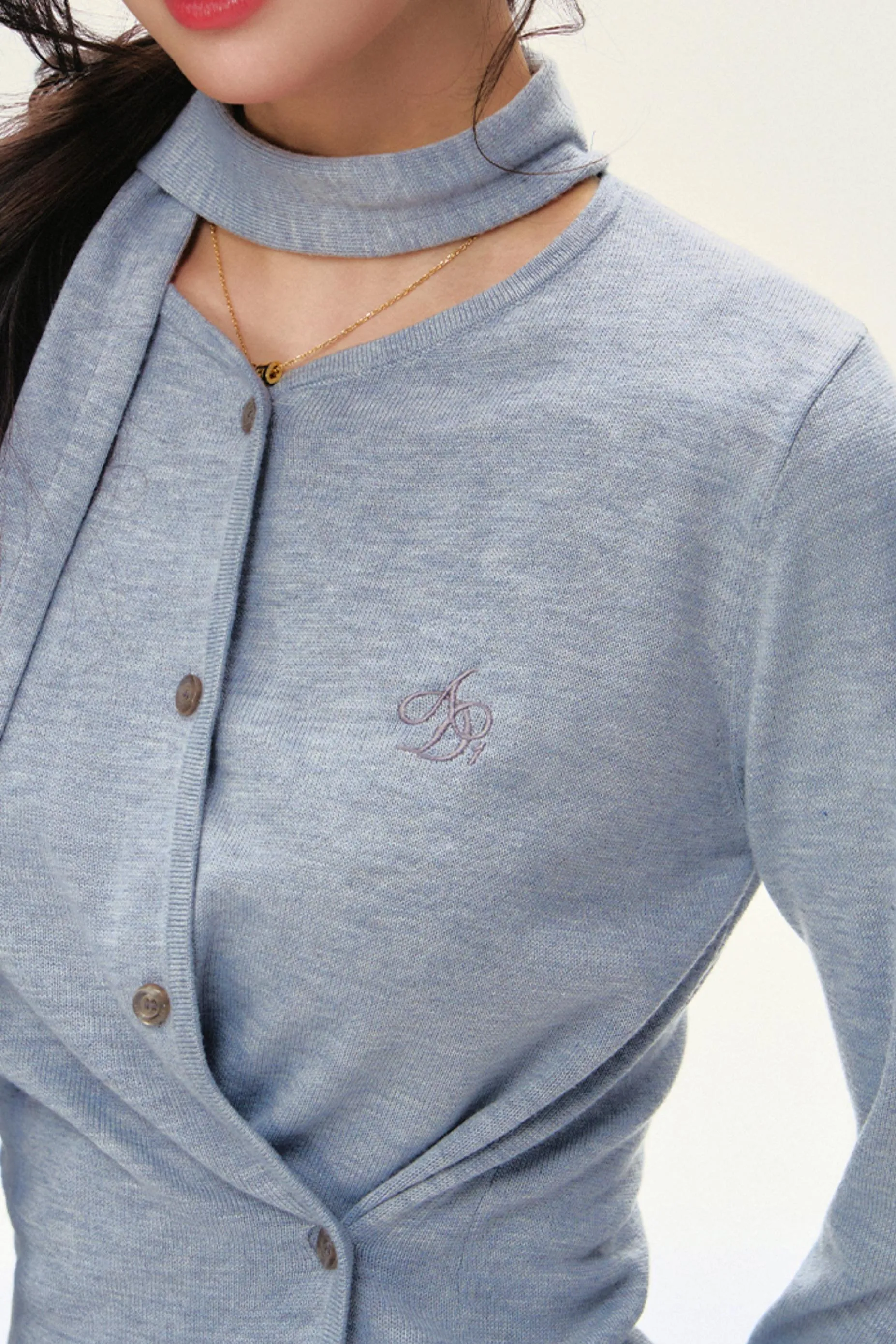 Elegant Bow-Tie Fitted Cardigan