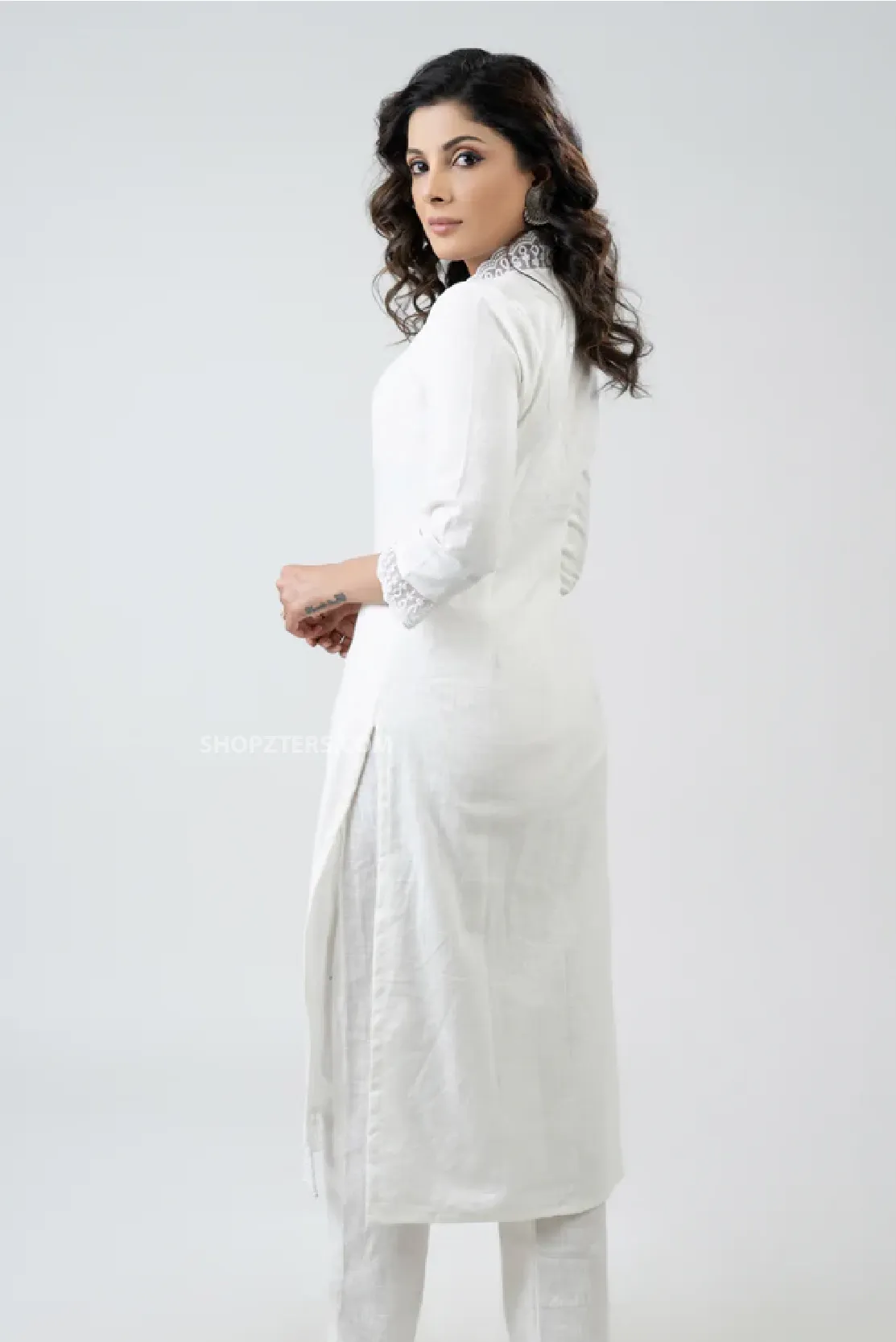 White Cotton Kurta with Delicate Laces