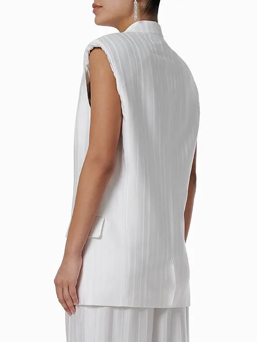 White Sleveless Jacket
